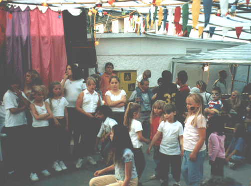 Bild: "DIE SCHREIHLSE" Truppe 2002 - auf der Sommerfestbhne